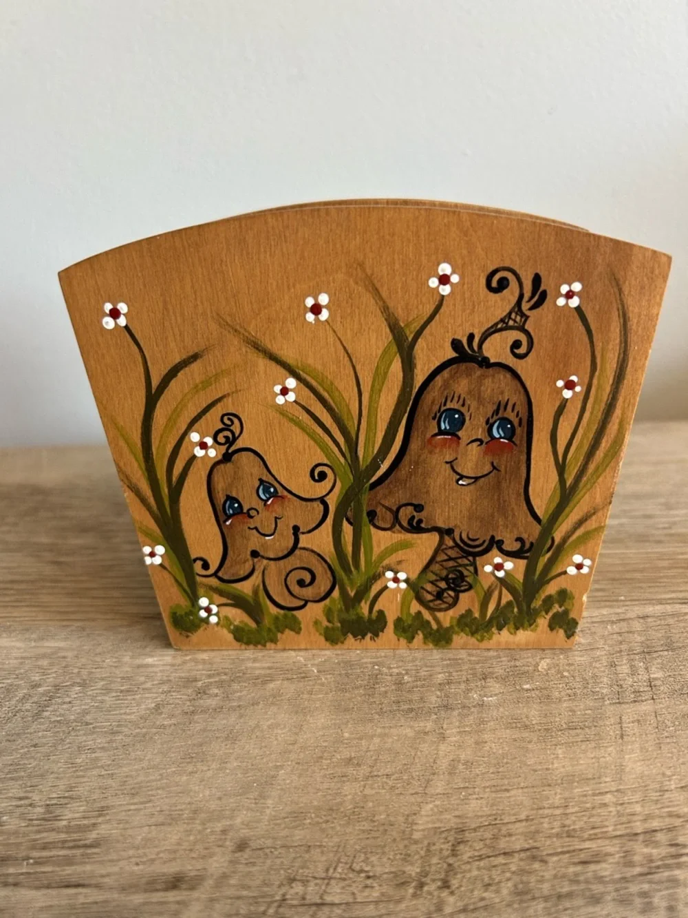 Vintage‎ Hand Painted  MCM Wood Mushroom  Napkin Letter Holder Woodland Fairy